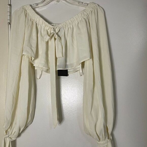 NEW! Revolve Chrissy Teigan Wat Phra Top ivory crop off shoulder blouse size XS - Picture 6 of 7
